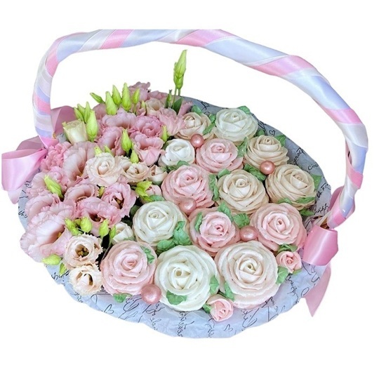 Зефирные цветы в корзине
